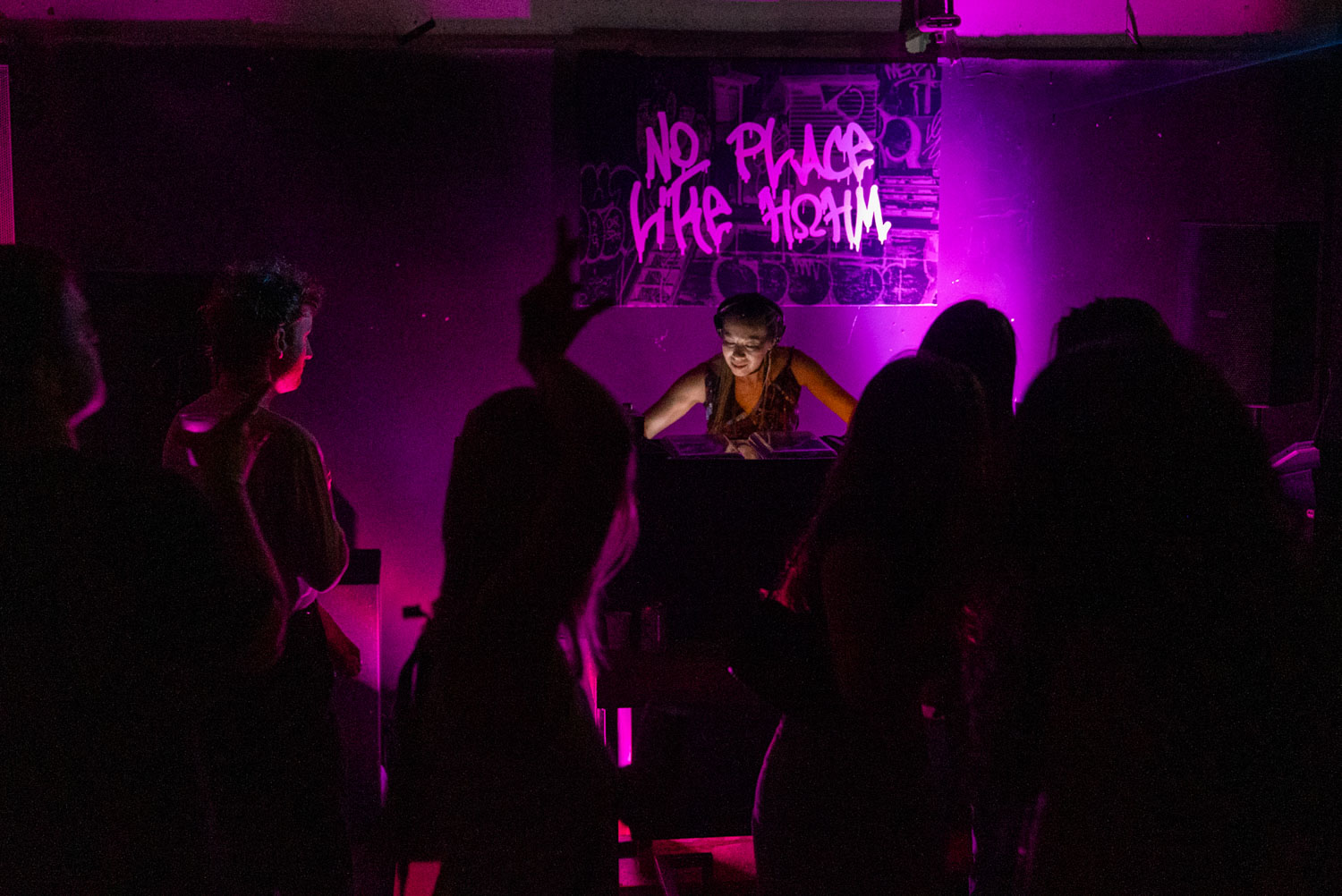 Female DJs photo 3